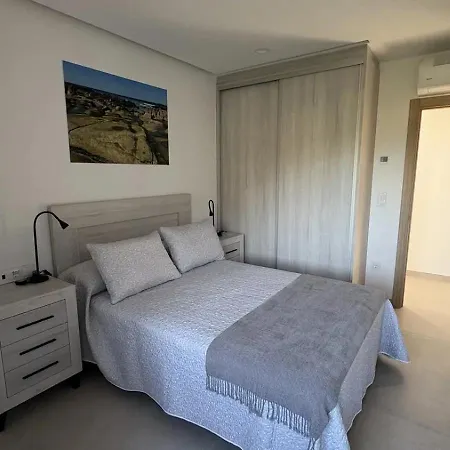 Lourobeach I Apartmán *